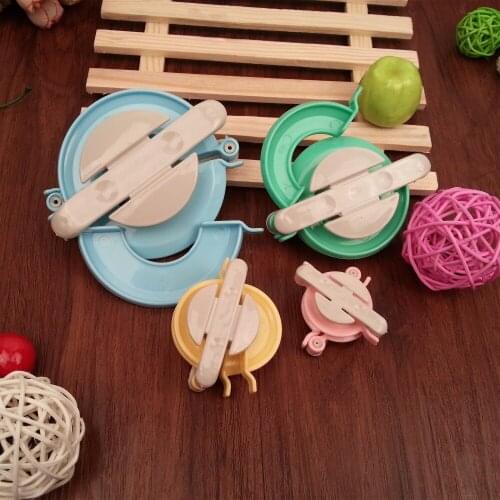 Free Shipping Pom Pom yarn Maker Fluff Ball knitter for easy knitting loom handmade hand crafts 4 sizes needlework tools