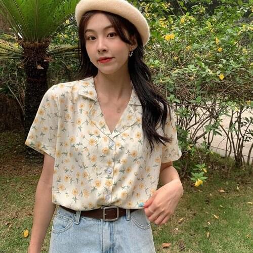 2021 Summer Young Cute Sweet Japanese Style Sexy Shirt Harajuku Casual Wild Female Floral Casual Loose Short Sleeve Shirt Top