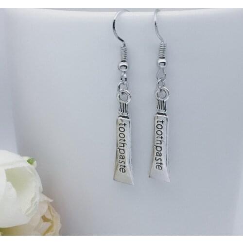 2018 / Europe and the United States hot toothpaste earrings, tool earrings long paragraph wild earrings