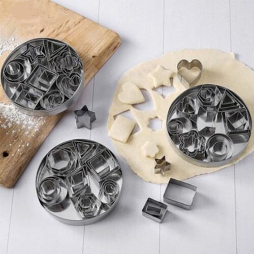 24Piece/Set Baking Round Cake Mold Stainless Steel Mousse Ring Biscuit Cutting Set Five-pointed Star Biscuit Mould Baking Mold