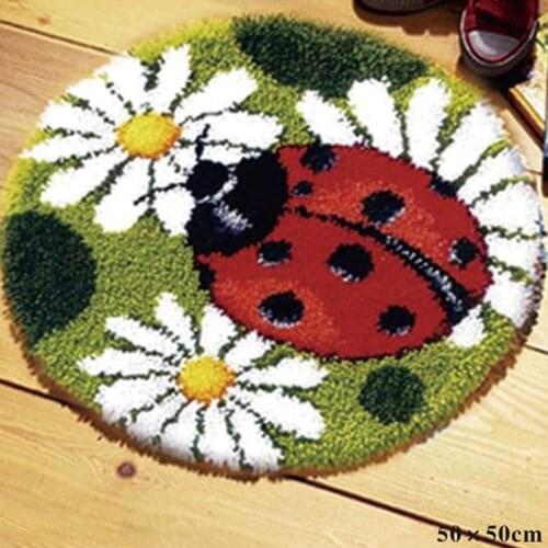 Cartoon DIY Latch Hook Rug Kit 3D Segment Embroidery Cushion Coarse Wool Cross Stitch Carpet Set Crafts
