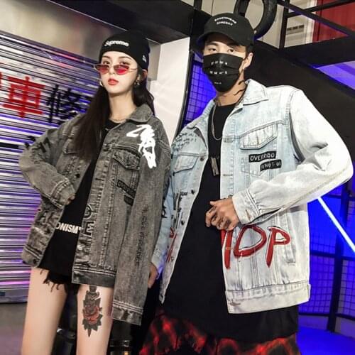 Streetwear Fashion Letters Graffiti Printing Women Jeans Jacket Loose Smoky Gray Casual Couple Outfit Autumn Female Denim Jacket