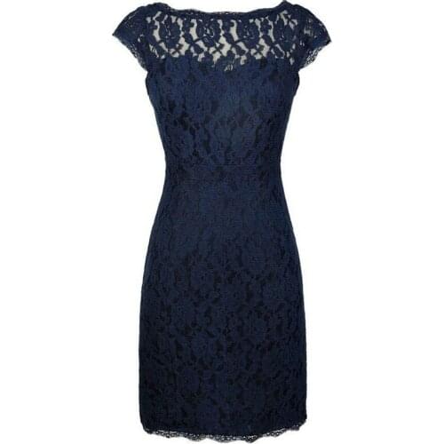 Charming Mother of The Bride Dresses Cap Sleeve Sheath Formal Evening Gowns Lace Knee-Length Mother Gowns for Weddings