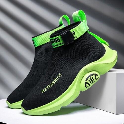New Men Casual Shoes 2021 Fashion Leisure Sports Elastic Socks Shoes Lightweight Comfortable Breathable High Top Mens Sneakers
