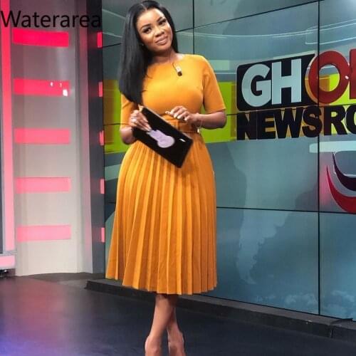 2019 New Plus-Size Women O-Neck Half Sleeve Solid Color Office LadyTall Waist Mid-Calf Length Pleated Dresses D028