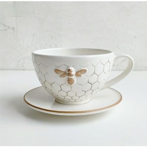 Handmade Porcelain Cup Saucer Creativity Retro Relief Cups And Saucer Sets Pack Ceramic Coffee Cup Cool Tazze Drinkware EK50BD