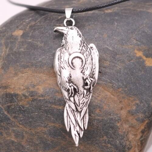 Wicca Moon Pendant Viking Raven Amulet With Crescent Moon Symbol Wicca Talisman Jewlery Crow Bird Pendants Necklaces Mens Womens