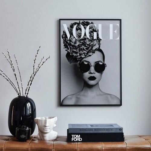 Black White Fashion Girl Canvas Painting Letter Posters and Prints Wall Art Pictures For Living Room Bedroom Modern Home Decor