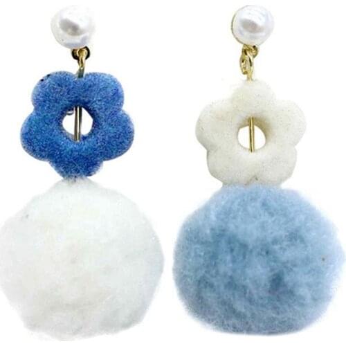 2020 New Arrivals Earrings Fashion Elegant Faux Pearl Earrings Flower Dangle Earrings Women Fashion Young Dangle Earrings