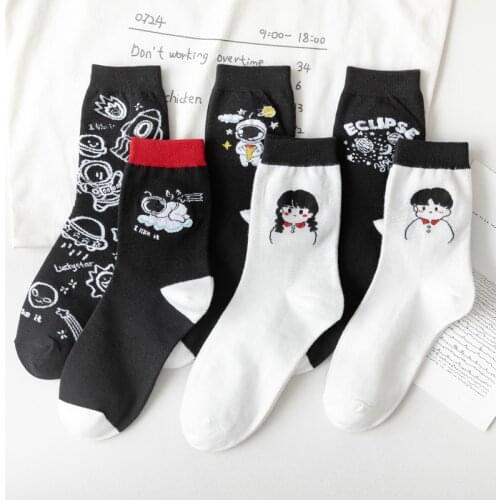 New Black and White Woman Cartoon Socks Cotton Streetwear Funny Socks Women for Spring Autumn Winter 62202