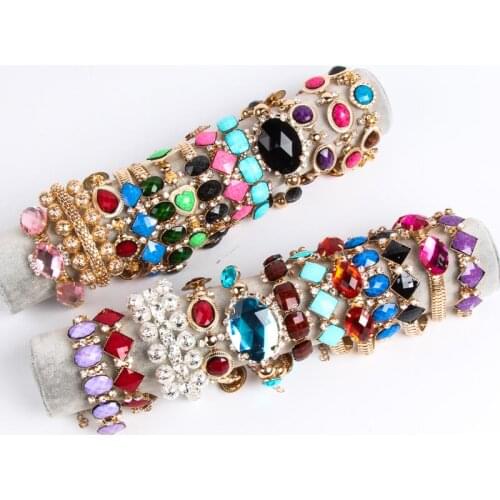 Brand New Fashion 25Pcs/lots mix style Crystal Jewelry Alloy Charm Bracelets for Women Creative Zircon Handmade Souvenir Gift