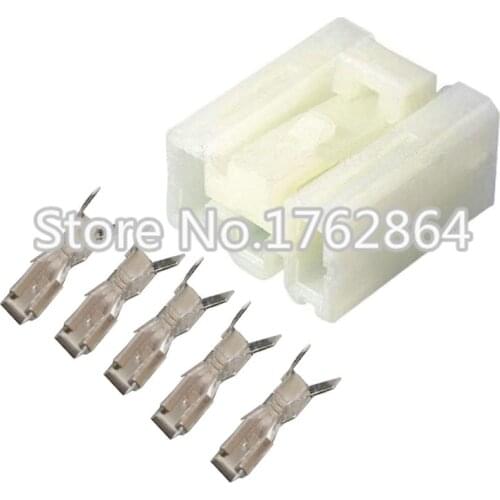 Female 5 Pin PA66 Auto Electrical Wiring Harness Connector MG610189 DJ7051-3-21
