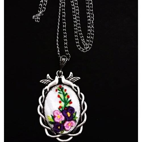 Elif Kolye 001 Nakış Özel Tasarım Elle İşlendi Çok Şık Kıyafetlerle Giyilebilir Sizi Harika Görünüme Kavuşturacak Ucuz