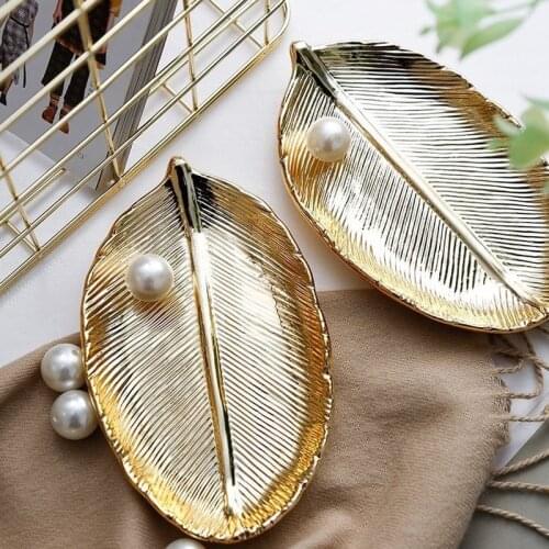 Simple Nordic Leaf Storage Tray Creative Golden Leaf Ceramic Storage Tray Jewelry Tray Shooting Props