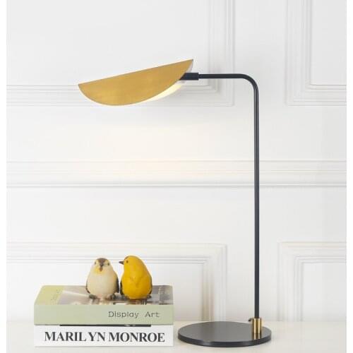 American Table Lamp Retro Modern Minimalist Creative Personality Model Room Living Decoration Bedroom Bedside Lamp Romantic Warm