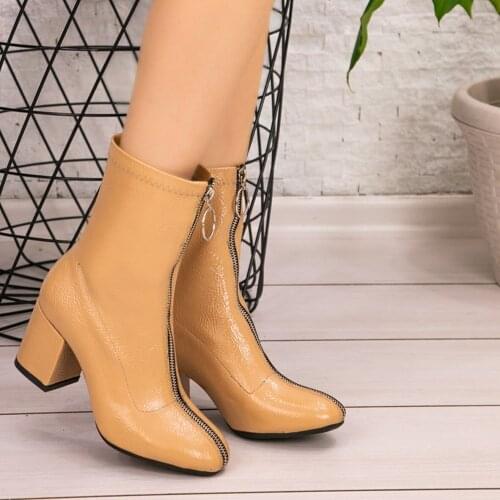 Tonar Arvi Cream Patent Leather Heels Women Boots Zip Detail Winterisation Comfortable and Stylish Fashion Trend