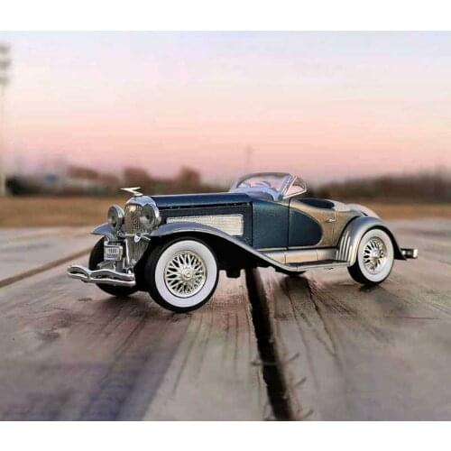 Diecast 1:32 Dusenberg 1935 Alloy Classic Car Model Collection Souvenir Ornaments Display Vehicle Toy Boy Gift Decoration