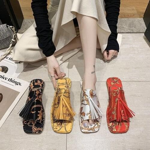 2021 New Ethnic Style Totem Tassel Silk Women Slippers Square Toe Flat Slip on Fashion Outside Sandals Temperament Ladies Shoes
