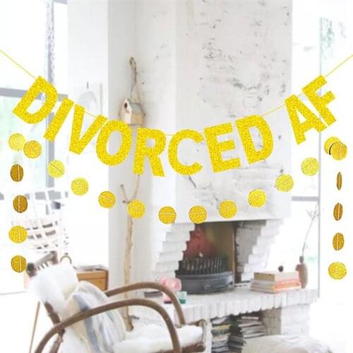 2pcs DIVORCED AF Divorced Party Decorative Glittery Banners Party Decor (Golden)