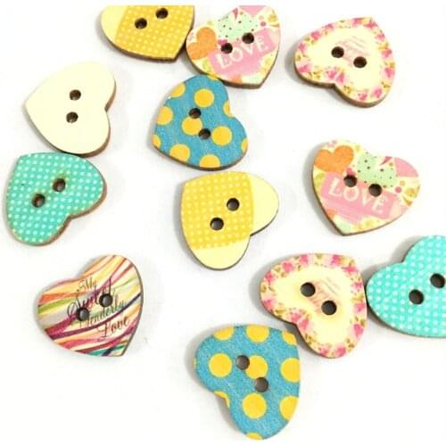 50 Pcs / Lot Mixed Multi Color Heart-Shaped Wood Buttons 2 Holes Fabrics Wooden Buttons DIY 7NK217