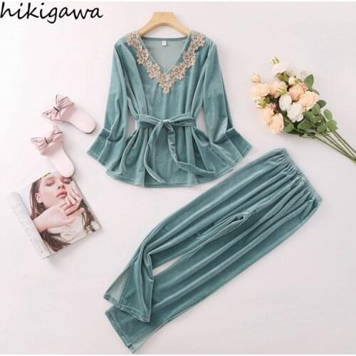 Hikigawa Gold Velvet Pajamas Women Autumn Long-sleeve Suspender Pajamas 2 Piece Suit with Chest Pad Sexy Lace Edge Home Service