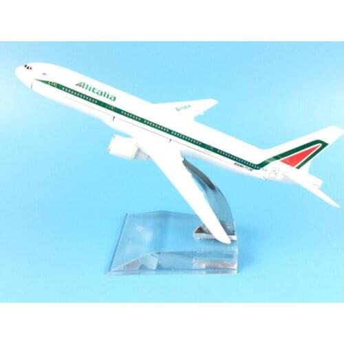 Size 1:400 plane model Boeing 777 Italy Airlines aircraft B777 Metal simulation airplane model for kid toys Christmas gift