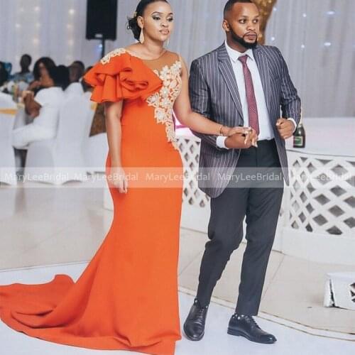 Rhinestons Beaded Orange Evening Dress With Ruffles One Shoulder Sheer Scoop Neck Sleeveless Mermaid robe de soirée de mariage