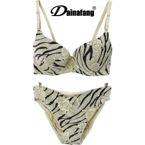 BCD Cup Bras Sets Underwear Women Sexy Plus Size Brasier Lace Bralette Brassiere Slim Breathable Popular Thong Lingerie Set