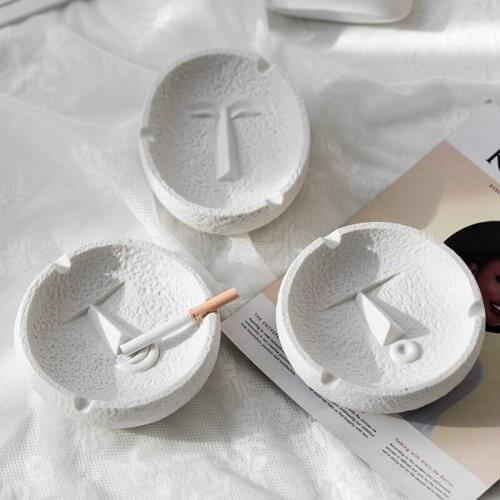 NEWYEARNEW Creative Nordic Ins Minimalist Style Ashtray Portrait Personality Trend Home Living Room Office Ashtray Decoration