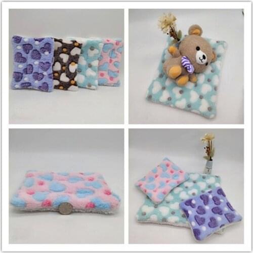 2 Size Small Animal Cage Mat Fleece Nest Hamster Bed Pad Guinea Pigs Winter Warm House Hammock Mat Sleeping Bed for Hedgehog Rat