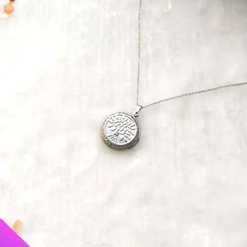 New faith talisman life tree pattern photo frame double-sided embossed pattern photo box necklace classic souvenirs