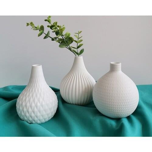 Nordic Ceramic White Flower Vase Home Decoration White Vegetarian Ceramic Flower Pot Art Vase Home Office Vases