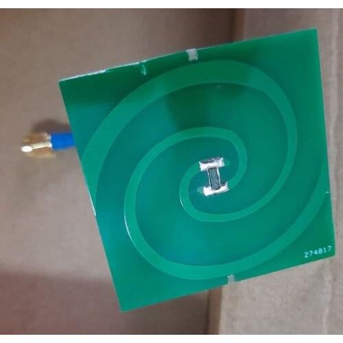 2.4GHz-6GHz circular polarization, low dispersion, ultra-wideband UWB positioning antenna Sinuous ANT