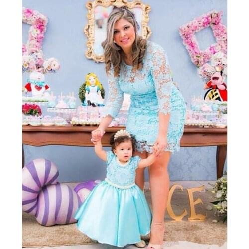 New 2020 Mother and Daughter Dresses Jewel Neck Lace Zipper Back Wedding Party Gowns Lovely Princess Birthday Gowns