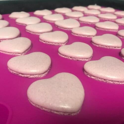 Silicone 42 Hearts Shape Baking Mat Sheet Non-Stick Rolling Scale Mat Muffin Oven Pad Mat Macaroon Molds Kitchen Accessories
