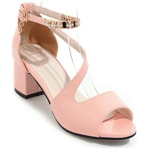 2018 summer comfort with anti-slip buckle with thick with pearl fish mouth 40-43 sandals 18323