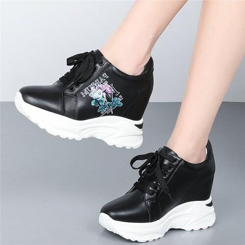 10cm High Heel Creepers Women Lace Up Genuine Leather Hidden Wedges Ankle Boots Female Round Toe Fashion Sneakers Casual Shoes