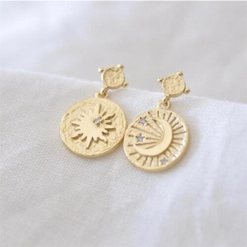 Bohemia Gold Sun and Moon Earrings Dangle Round Drop Earrings for Women Girl Party Statement Earrings Boho Jewelry Gifts