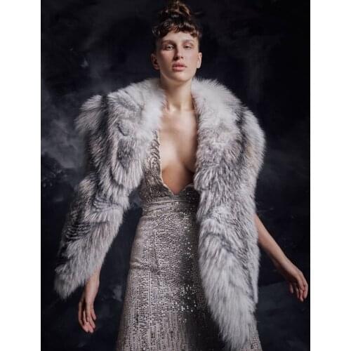 2020 Luxury Fur Tippet Prom Gowns A-Line Full Length Deep V Neck Sleeveless Beaded Sequins Cloth Party Dresses Evening Dresses