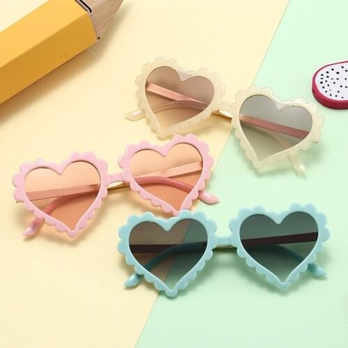 Cute Sweet Children Heart Flower Sunglasses UV400 Protection Kids Fashion Personality Glasses Eyewear Outdoor Travel