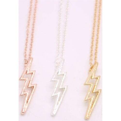 Fashion double lightning pendant necklace Natural landscape pendant necklace designed for women