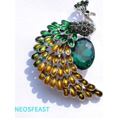 Elegant Rhinestone Peacock Brooches For Women Enameled Crystal Pin Multi Color Ladies Party Gifts Coat Garments Fashion Jewelry