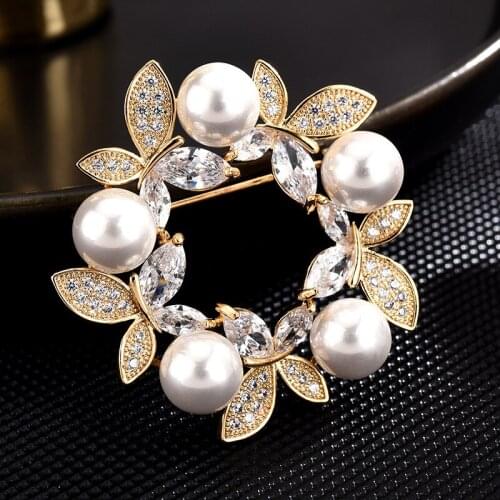 Butterfly Wreath Brooch Copper Micro Inlaid Zircon Brooch Luxury Brooch Clothing Accessories