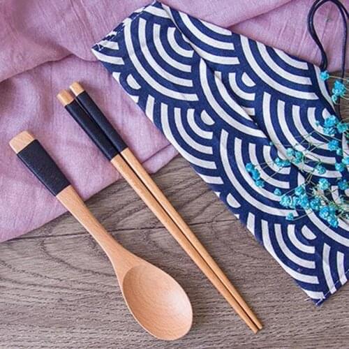 Hot 2PC Portable Japanese Vintage Wooden Chopsticks Spoon Tableware Set New Gift Tableware