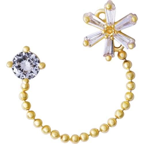 Fashion House Wife Stud Earrings