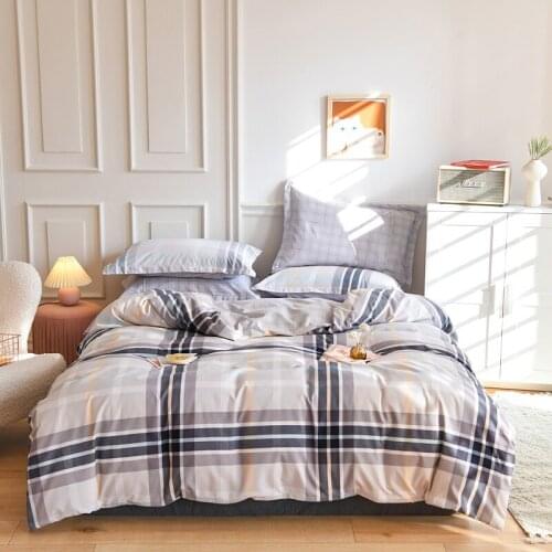 Luxurious Simple Printed Bedding Set Sheet Set Fashion Striped Cartoon Floral Duvet Cover Sheet Pillow Case Double Bed