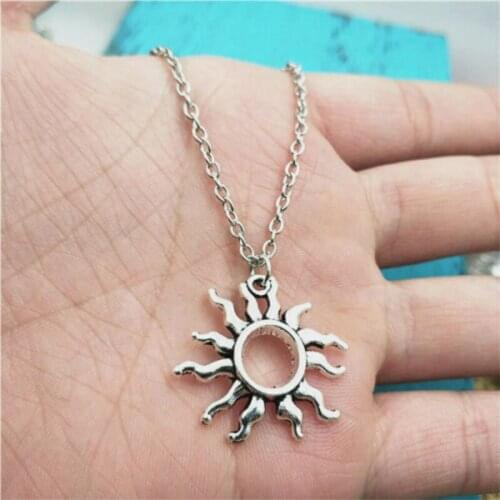 New Stainless Steel Necklace Silver Plated Ethnic Sun Totem Pendent Necklaces For Charm Women Birthday Party Fashion Jewelry