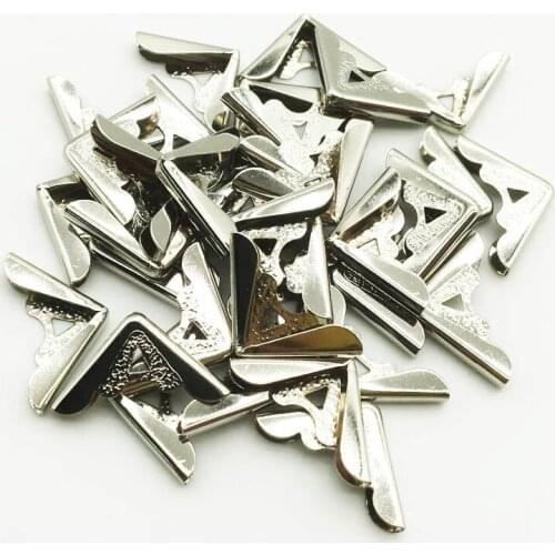 40PCS/Lot 17X17X3mm Silver Metal Book Corners For Photo Albums Menus Folders DIY Scrapbooking Decor Corner Protectors WD0298