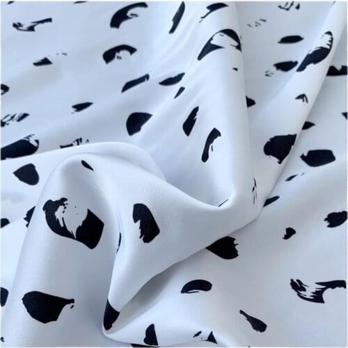 Width 59" Micro Elastic Glossy Acetate Like Chiffon Fabric By The Half Yard For Dress Shirt Material