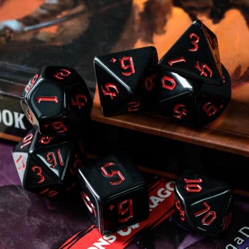 7Pcs/Set Black DND Dice Set Sickle Font Polyhedral Dice D4 D6 D8 D10 D% D12 D20 Polyhedral Dice for Board Game RPG Dice